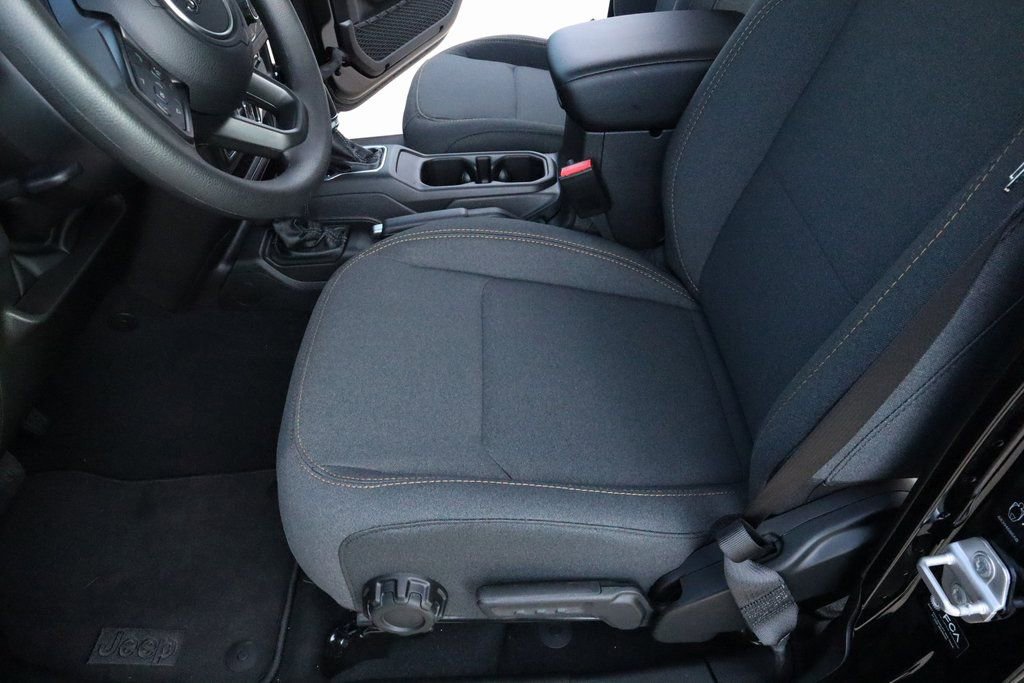 New 2026 Jeep Gladiator Sport image 10