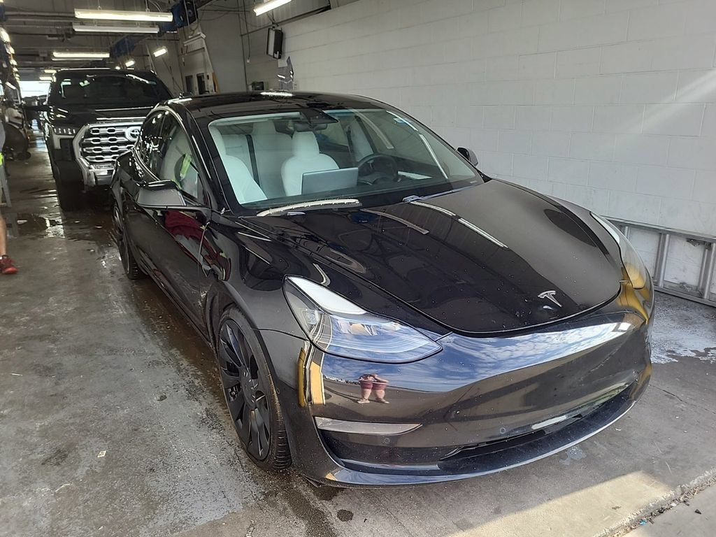 Used 2021 Tesla Model 3 Performance AWD/4WD image 1