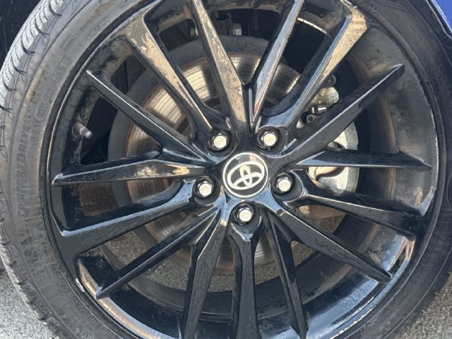Used 2024 Toyota Camry XSE FWD image 9