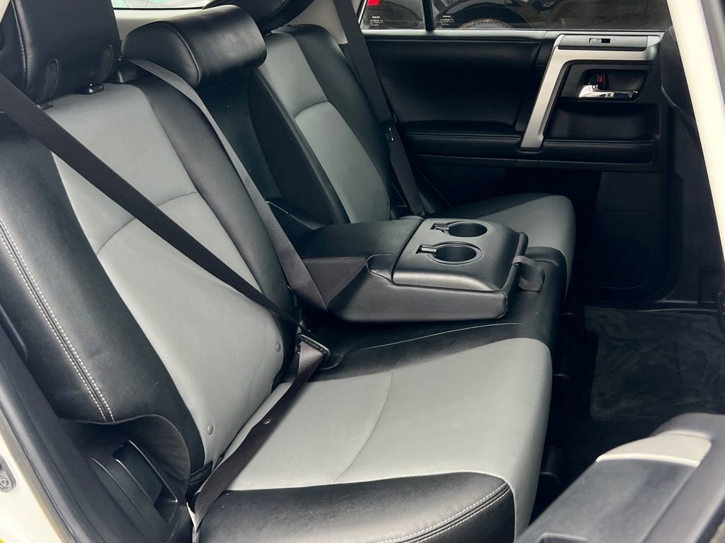 Used 2015 Toyota 4Runner SR5 image 13