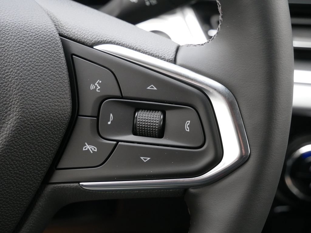 New 2026 Chevrolet Trax LT w/ Driver Confidence Package FWD image 24