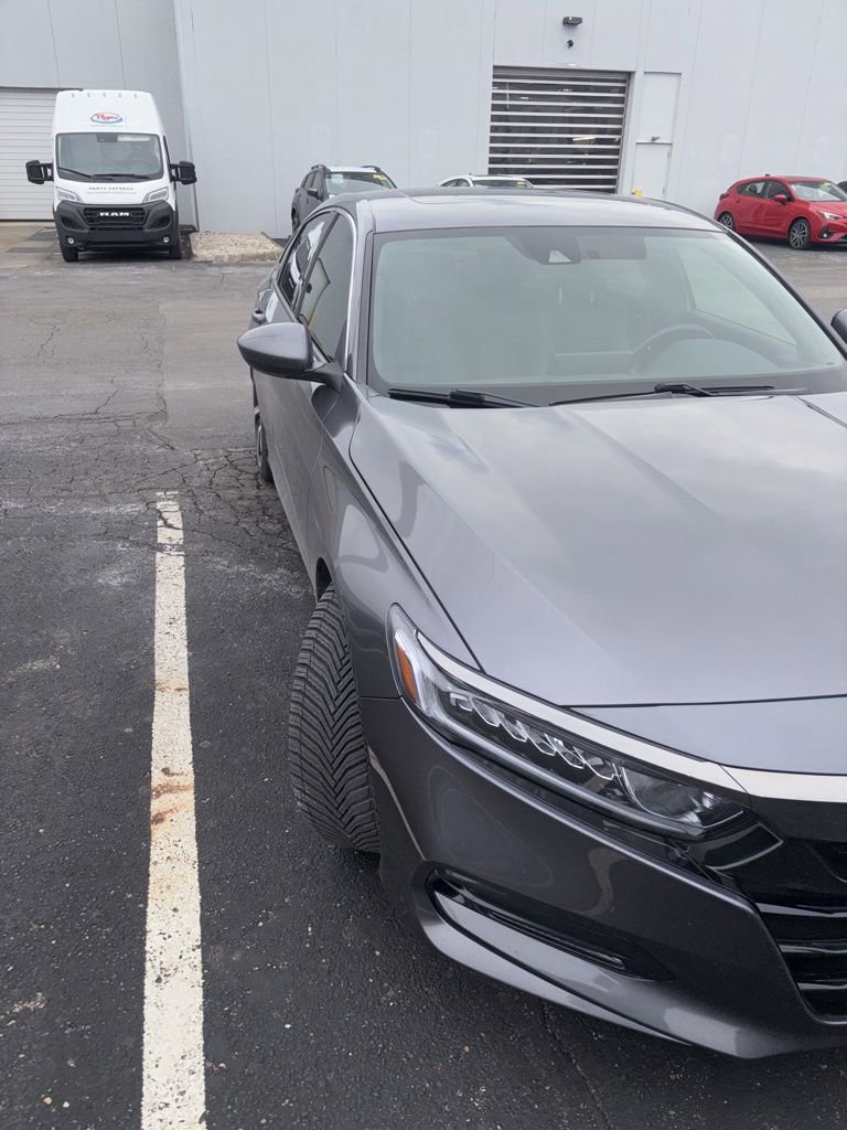Used 2019 Honda Accord Sport image 2
