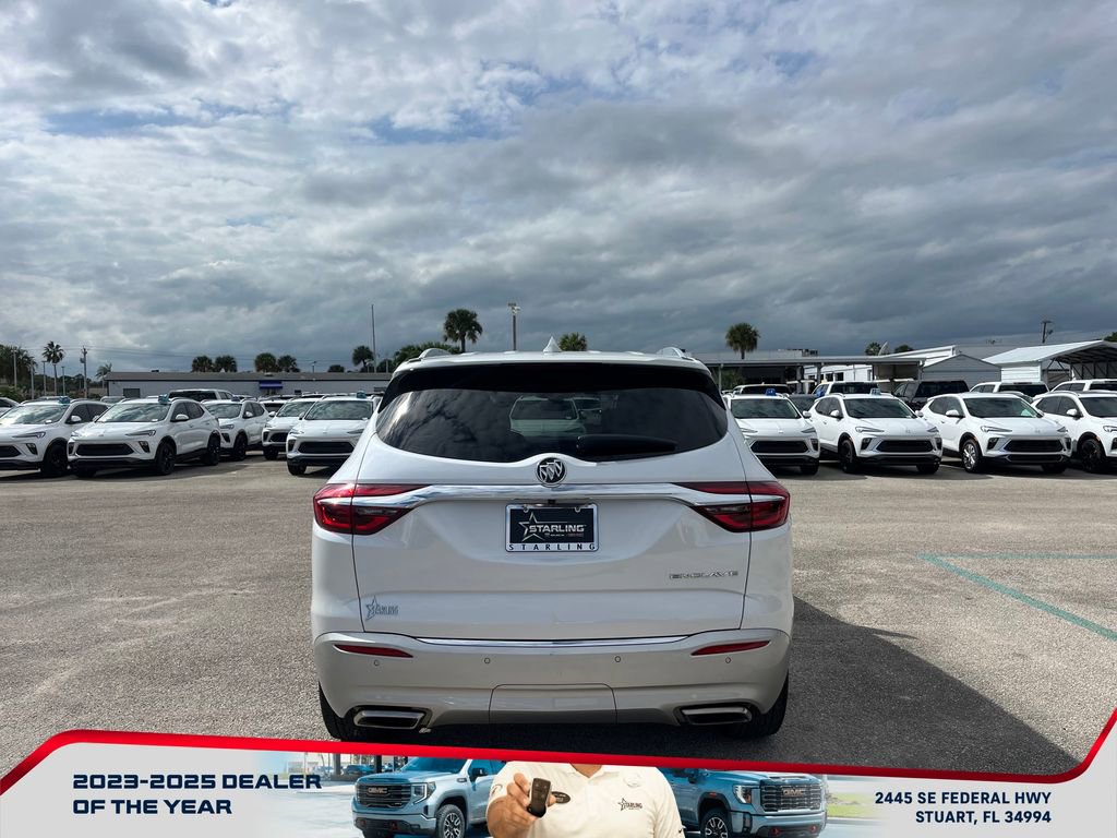 Used 2019 Buick Enclave Premium w/ Experience Buick Package image 7