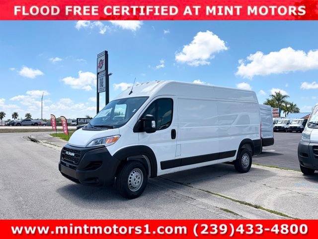 Used 2024 RAM ProMaster 2500 w/ Power Group FWD image 2