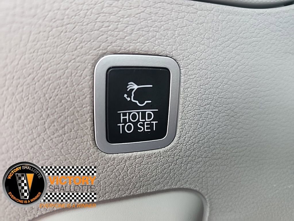 Used 2023 Jeep Wagoneer Series III w/ Preferred Equipment Group image 22