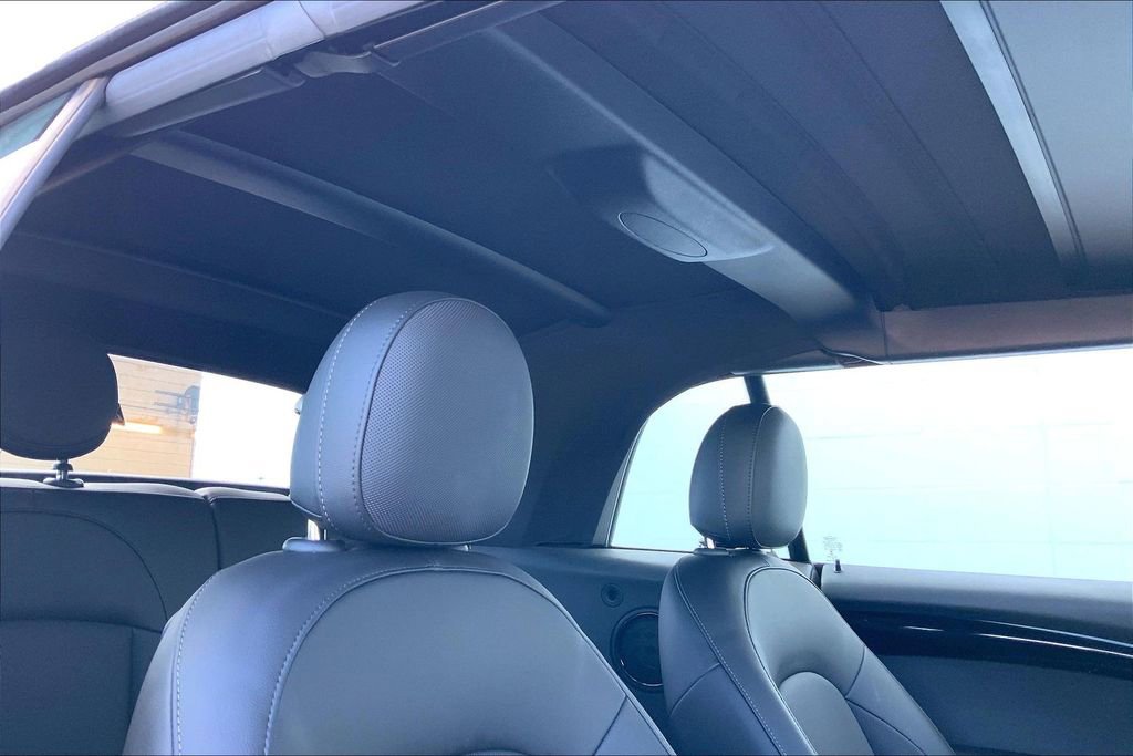 Used 2021 MINI Cooper Convertible FWD image 21