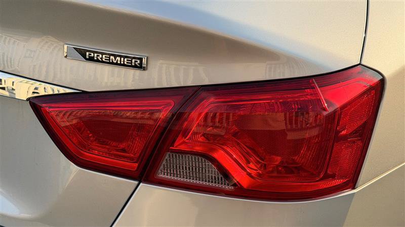 Used 2018 Chevrolet Impala Premier FWD image 14