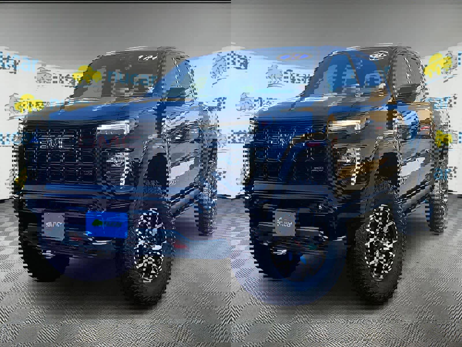 Used 2024 GMC Canyon AT4X image 3