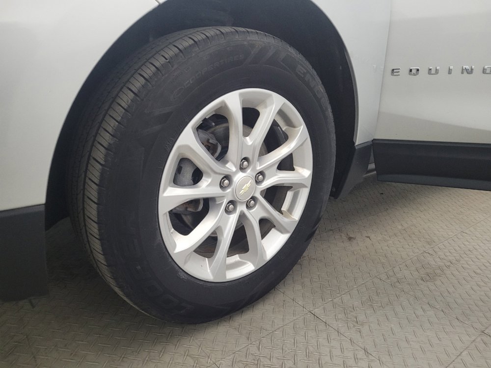 Used 2019 Chevrolet Equinox LS image 31