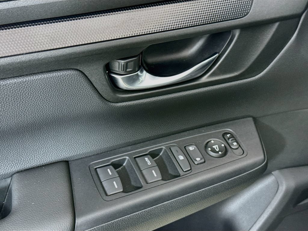 Used 2026 Honda CR-V LX image 19