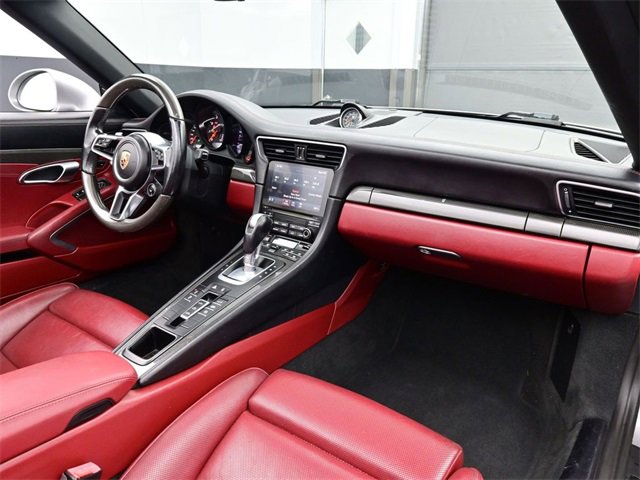 Used 2018 Porsche 911 Carrera 4 GTS image 13