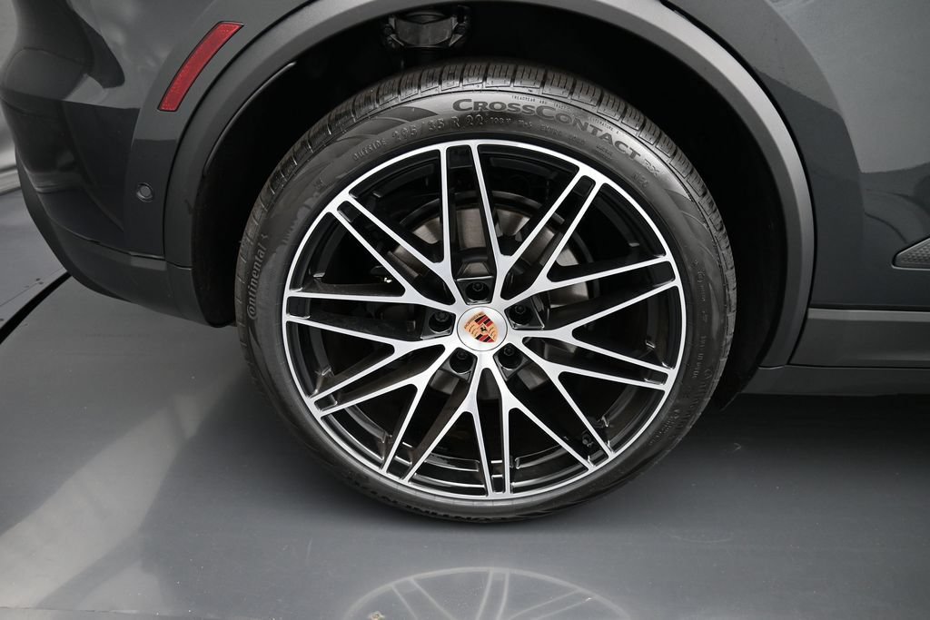 Used 2026 Porsche Macan Electric RWD image 23