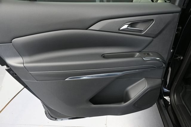 New 2026 Chevrolet Traverse LT w/ LPO, Floor Liner Package FWD image 25