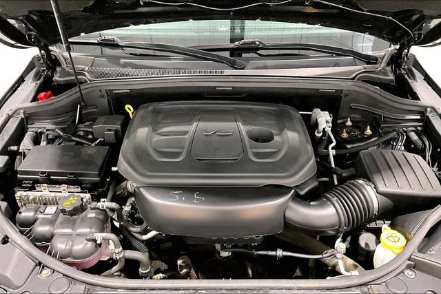 Used 2020 Jeep Grand Cherokee Laredo AWD/4WD image 38