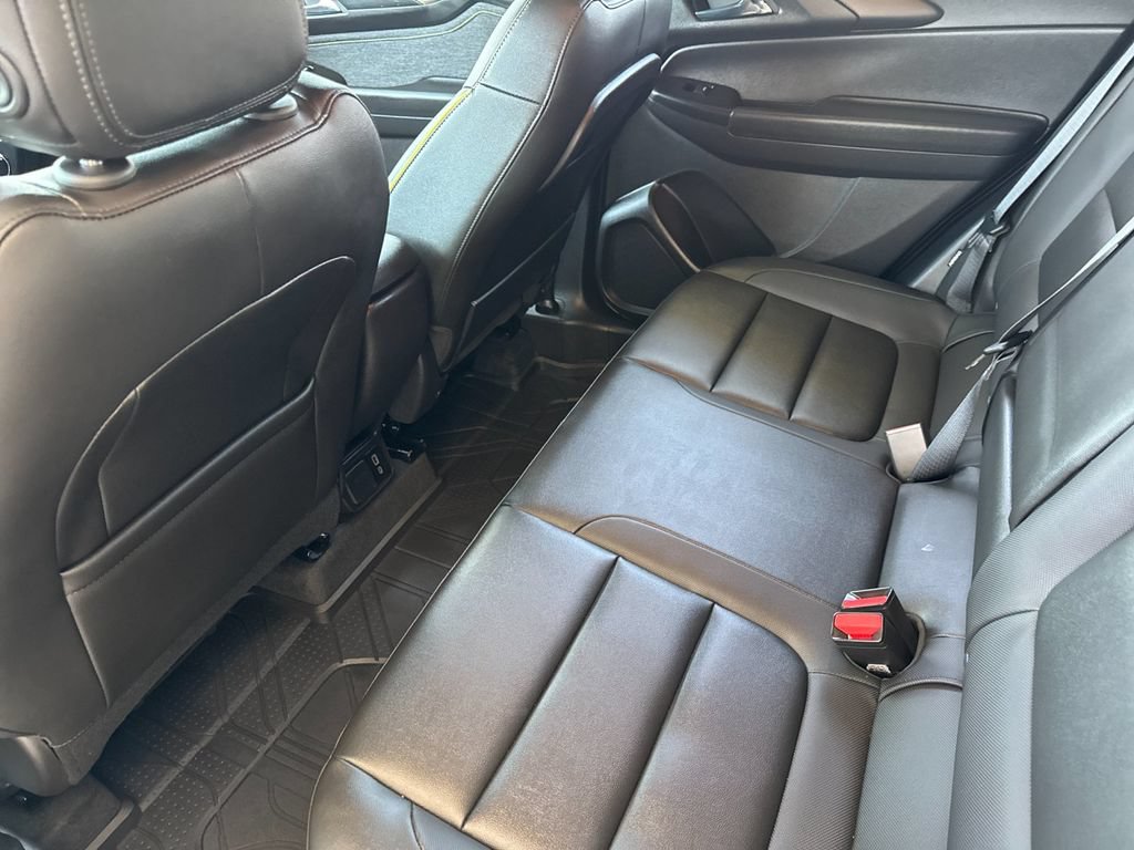 Used 2025 Chevrolet TrailBlazer ACTIV w/ Convenience Package FWD image 12