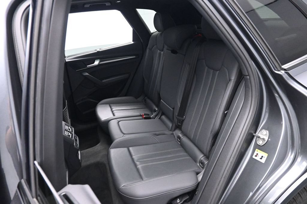 Used 2021 Audi SQ5 Premium Plus w/ Premium Plus Package AWD/4WD image 16