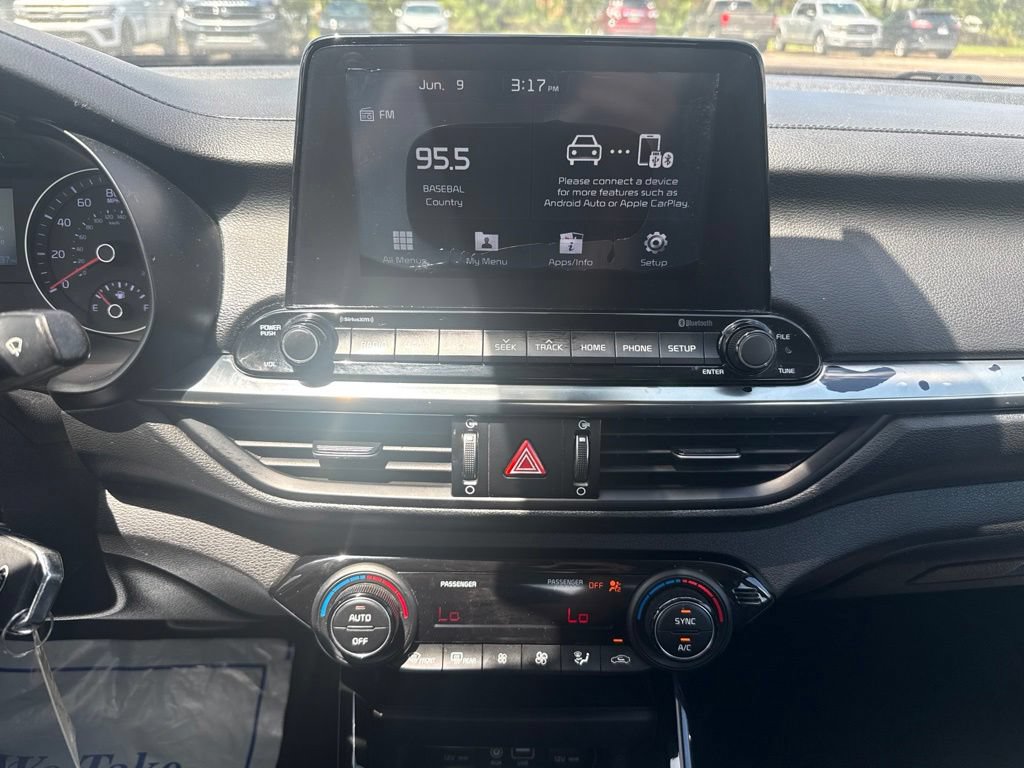 Used 2019 Kia Forte S FWD image 5