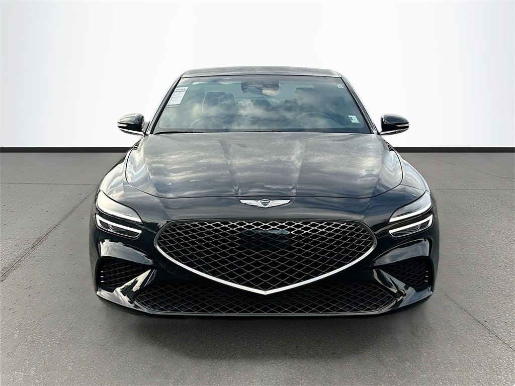 Used 2023 Genesis G70 2.0T image 2