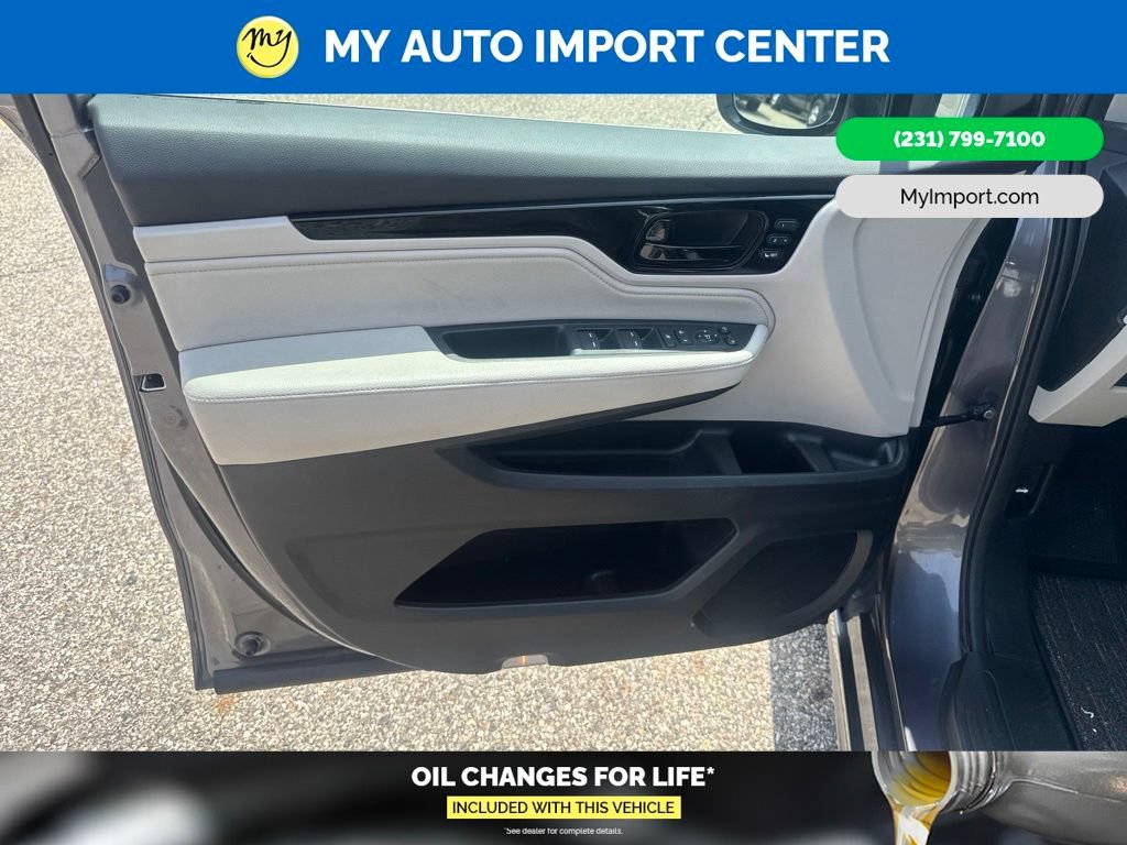 Used 2025 Honda Odyssey Elite image 10