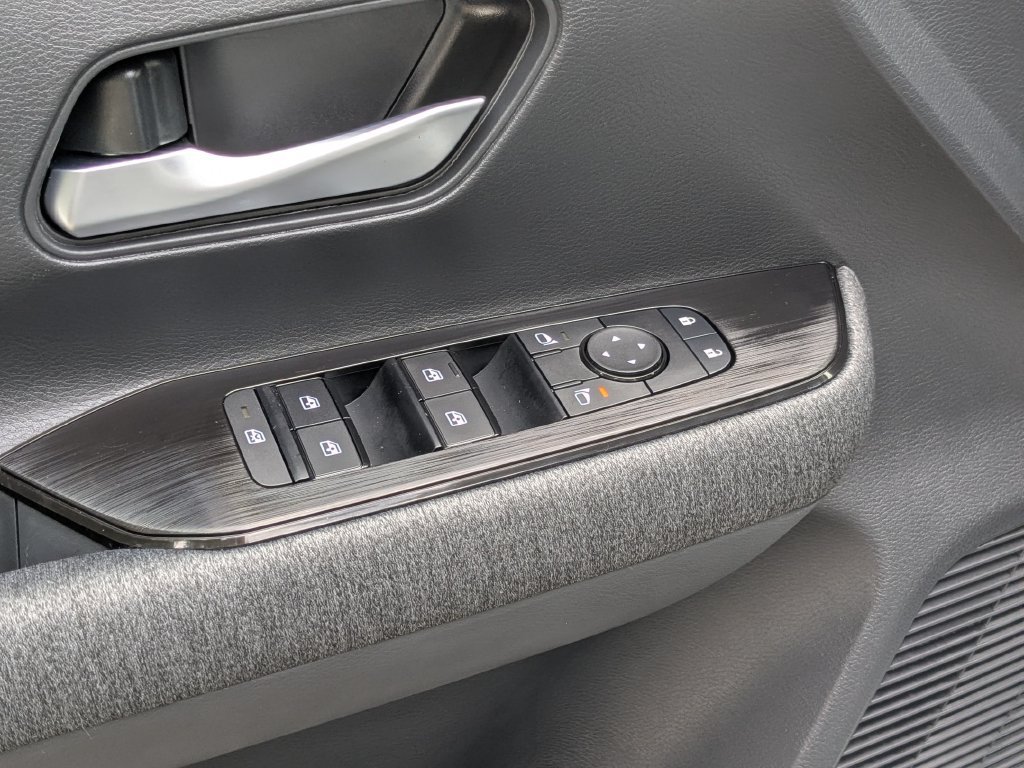 New 2026 Nissan Kicks SV w/ Cold Weather Package FWD image 12