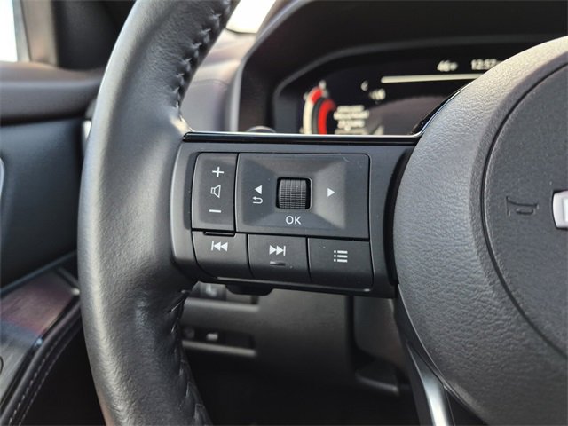 Used 2023 Nissan Rogue Platinum w/ Platinum Premium Package image 30