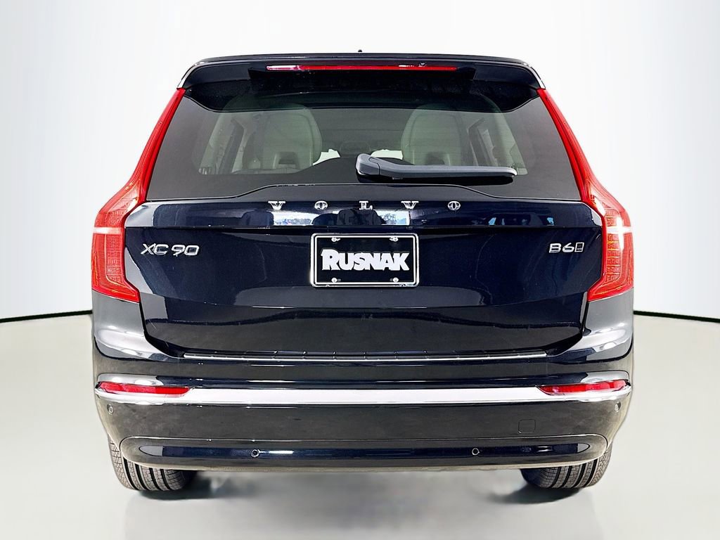 Certified 2023 Volvo XC90 B6 Ultimate w/ Protection Package Premier image 6