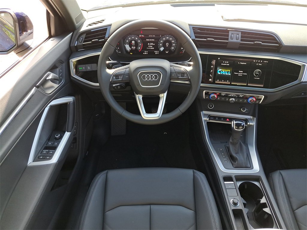 New 2025 Audi Q3 2.0T Premium image 23