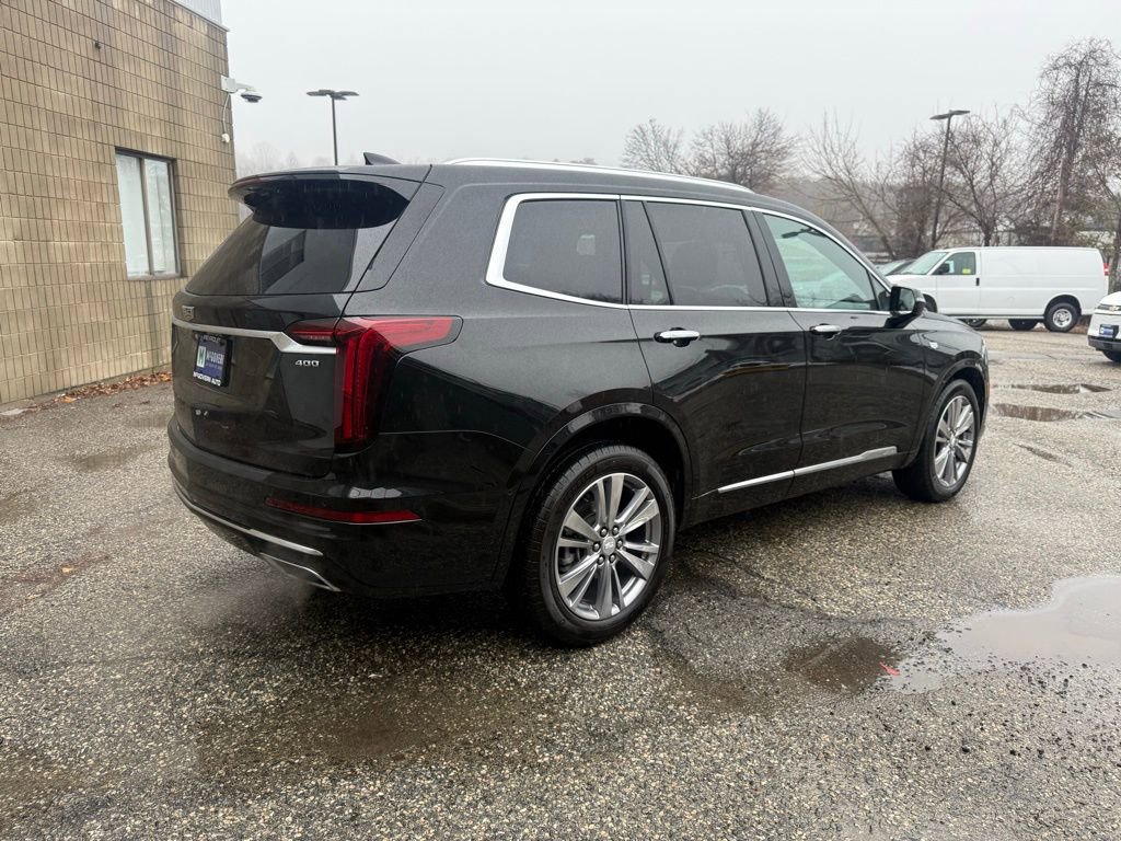 Used 2024 Cadillac XT6 Premium Luxury w/ Technology Package image 6