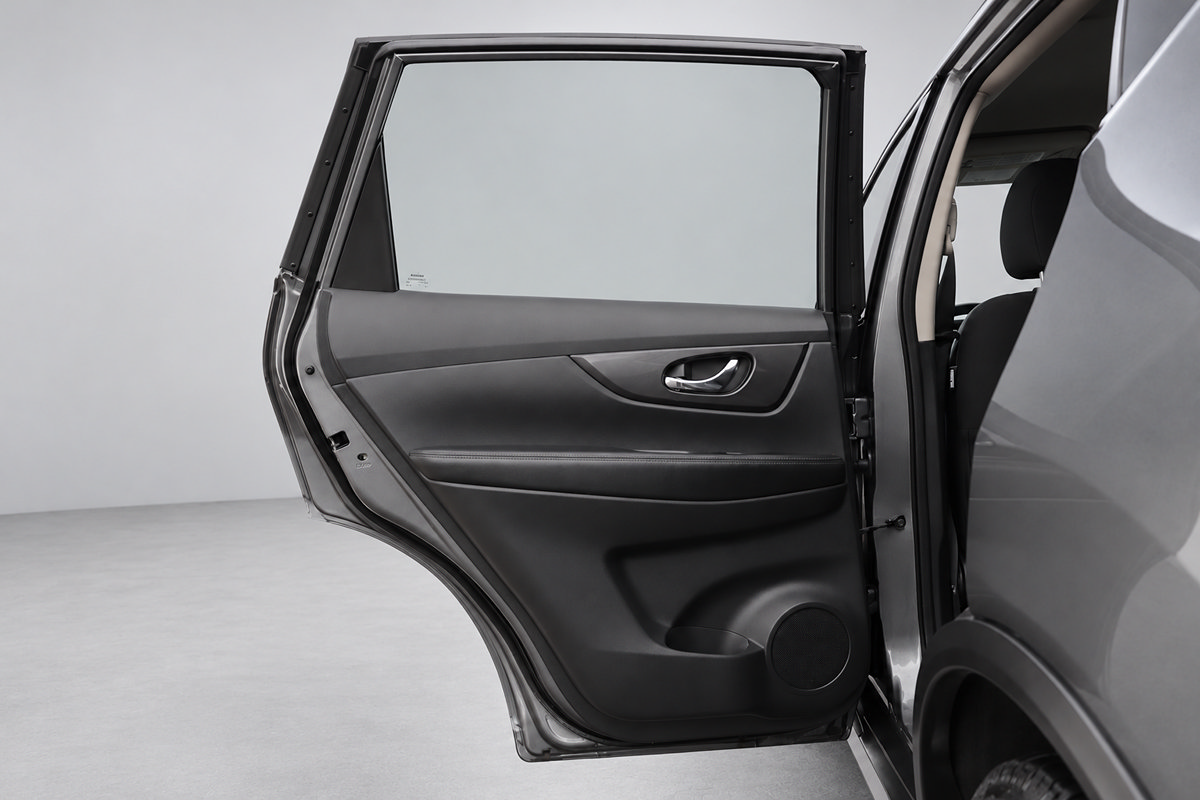 Used 2020 Nissan Rogue S w/ Special Edition Package FWD image 16