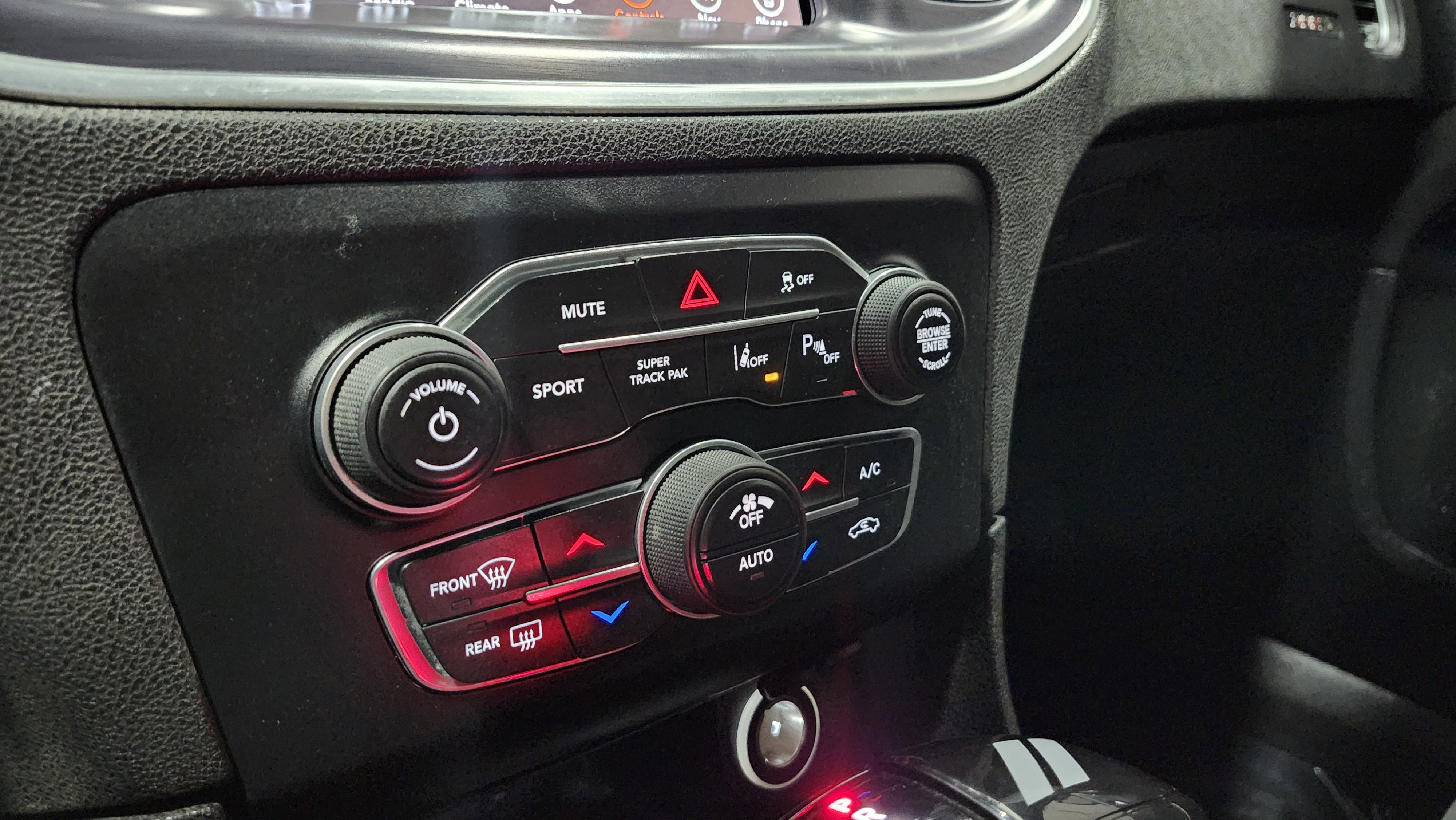 Used 2020 Dodge Charger Scat Pack w/ Dynamics Package image 36