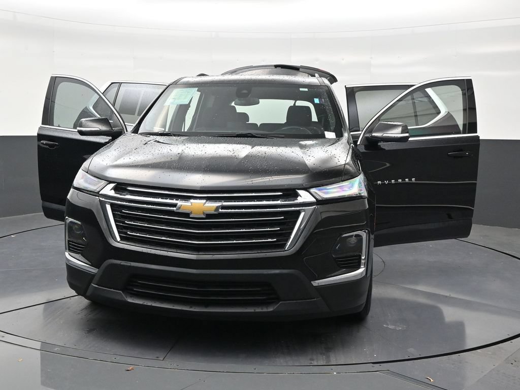 Used 2023 Chevrolet Traverse LT FWD image 33