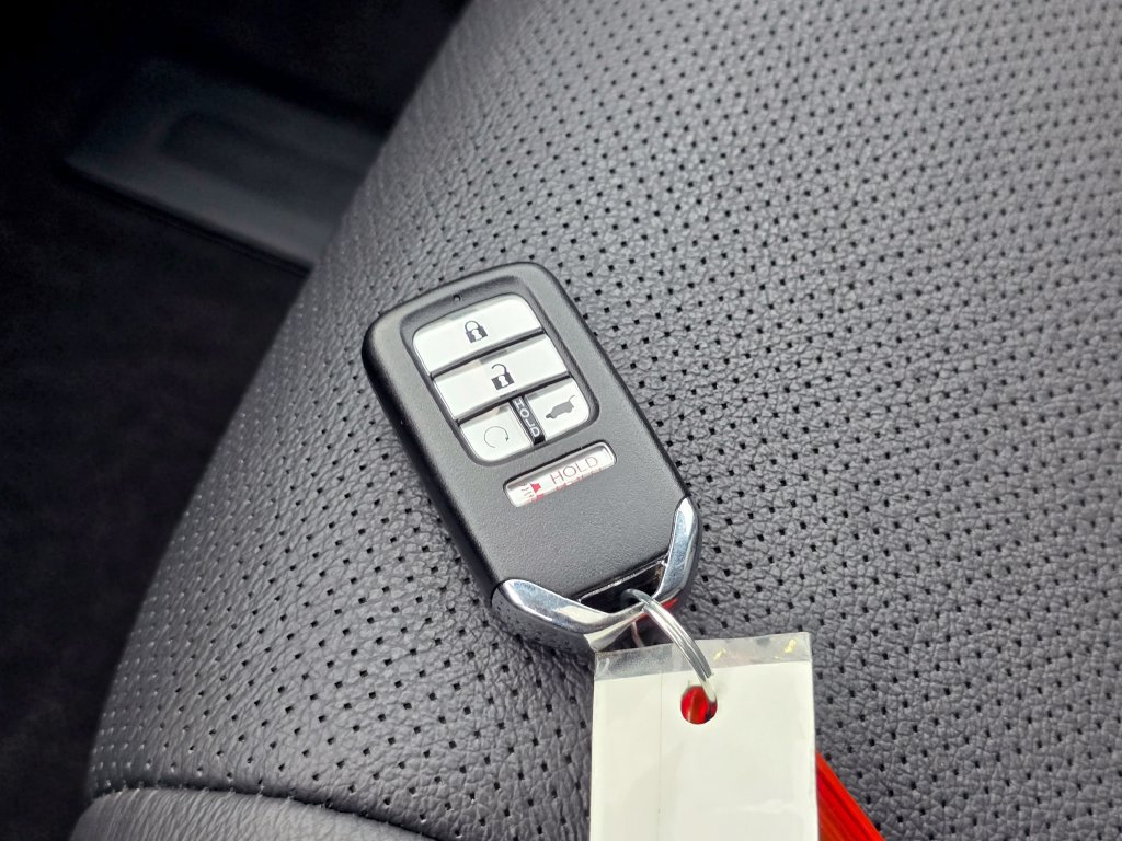 Used 2025 Honda Passport EX-L image 34