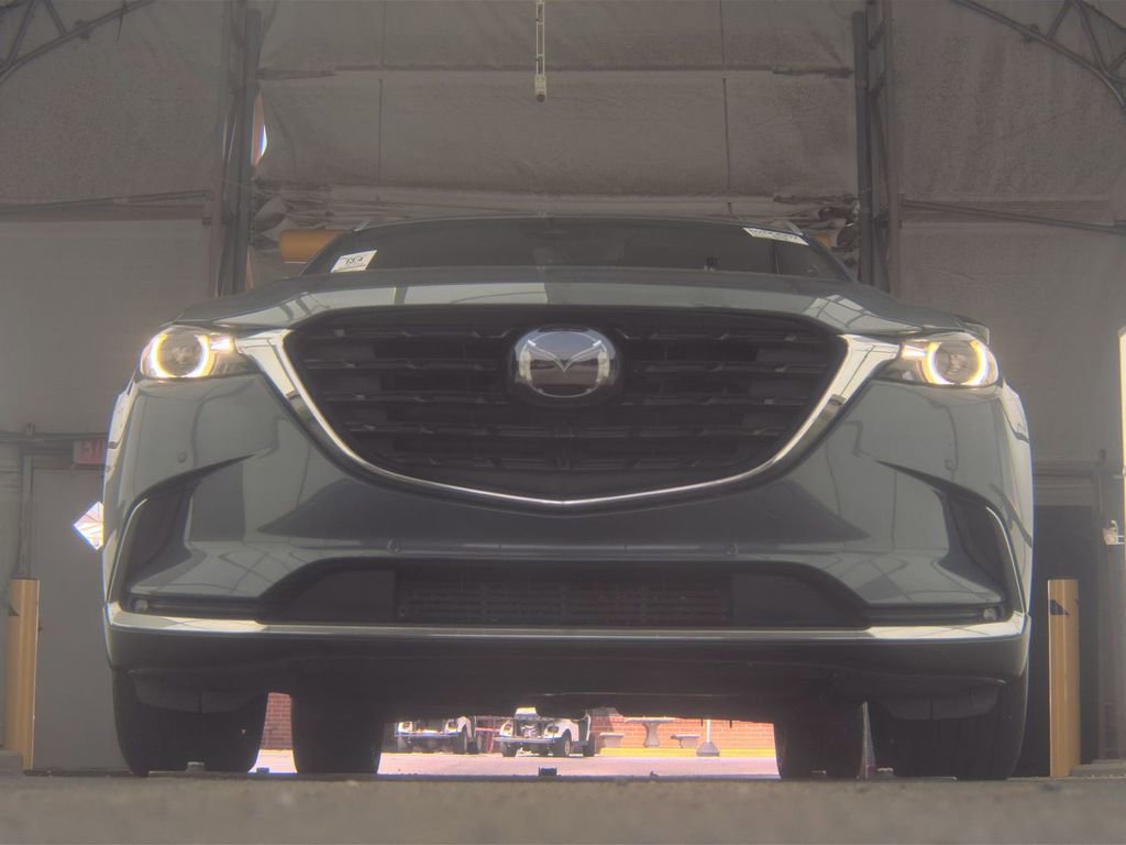 Used 2021 MAZDA CX-9 Carbon Edition image 3
