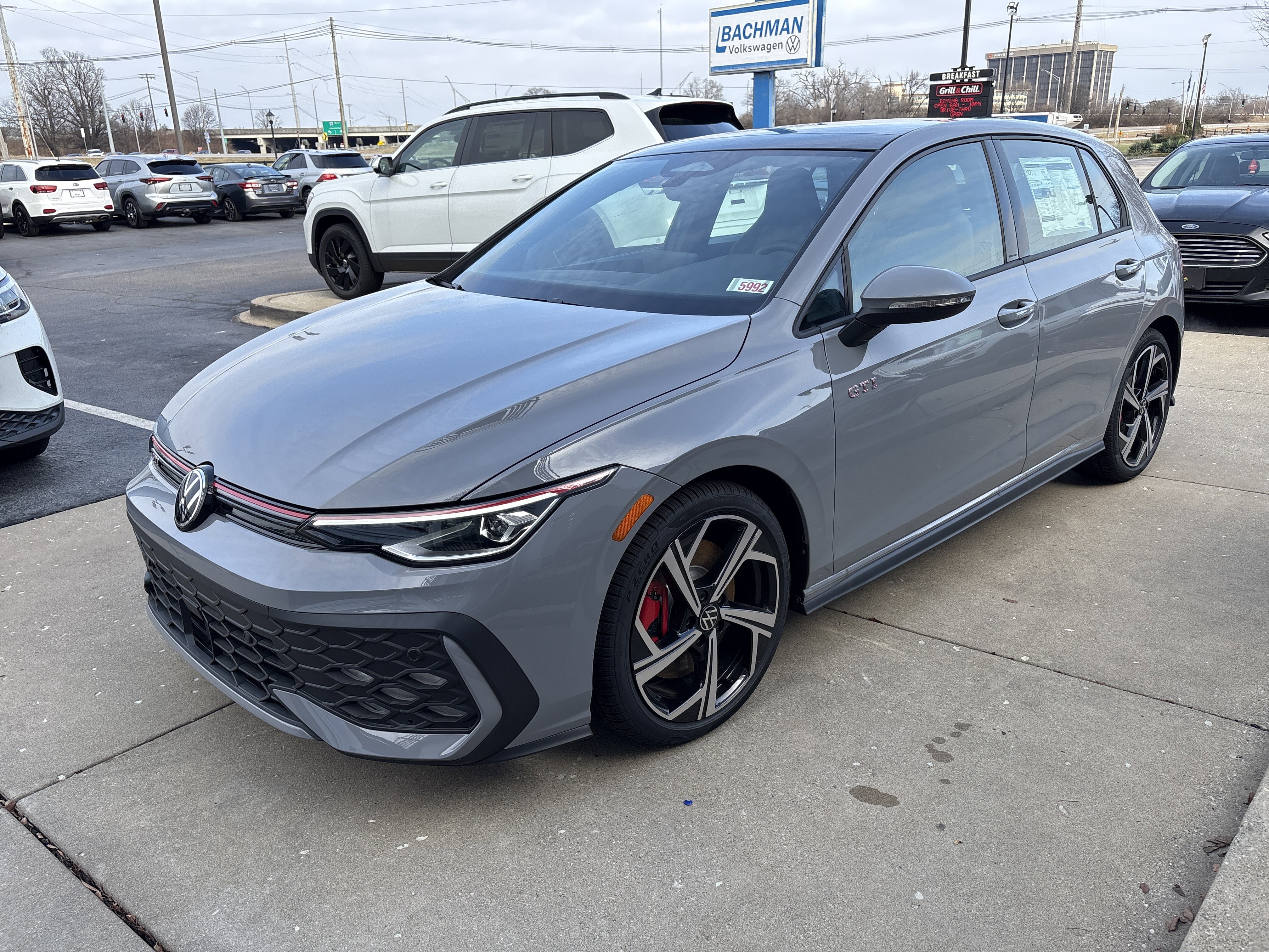 New 2026 Volkswagen GTI SE FWD image 4