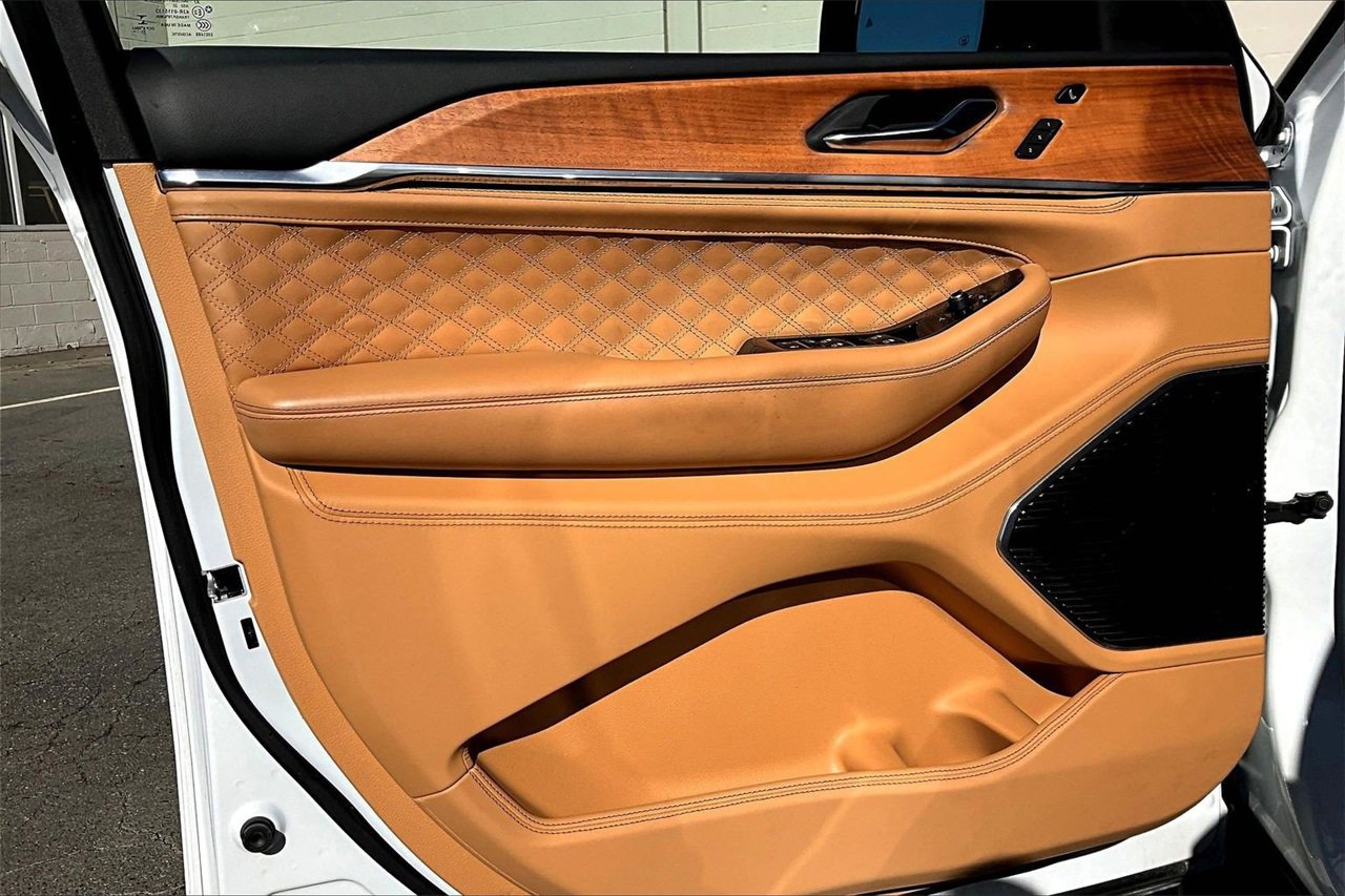 Certified 2023 Jeep Grand Cherokee L Summit image 27