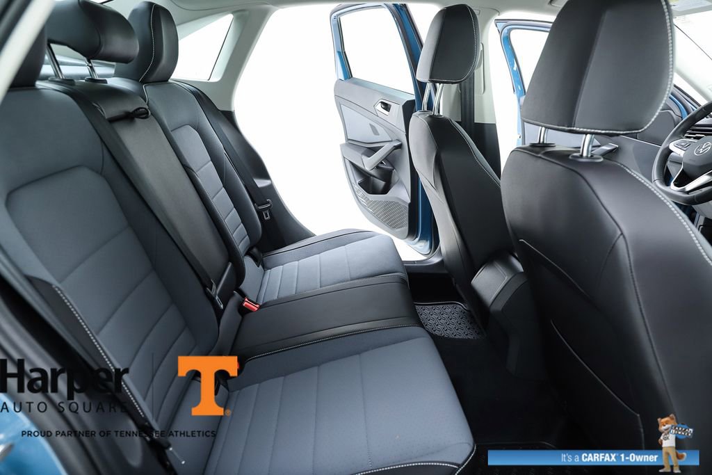 Used 2025 Volkswagen Jetta SE w/ Sunroof Package FWD image 37