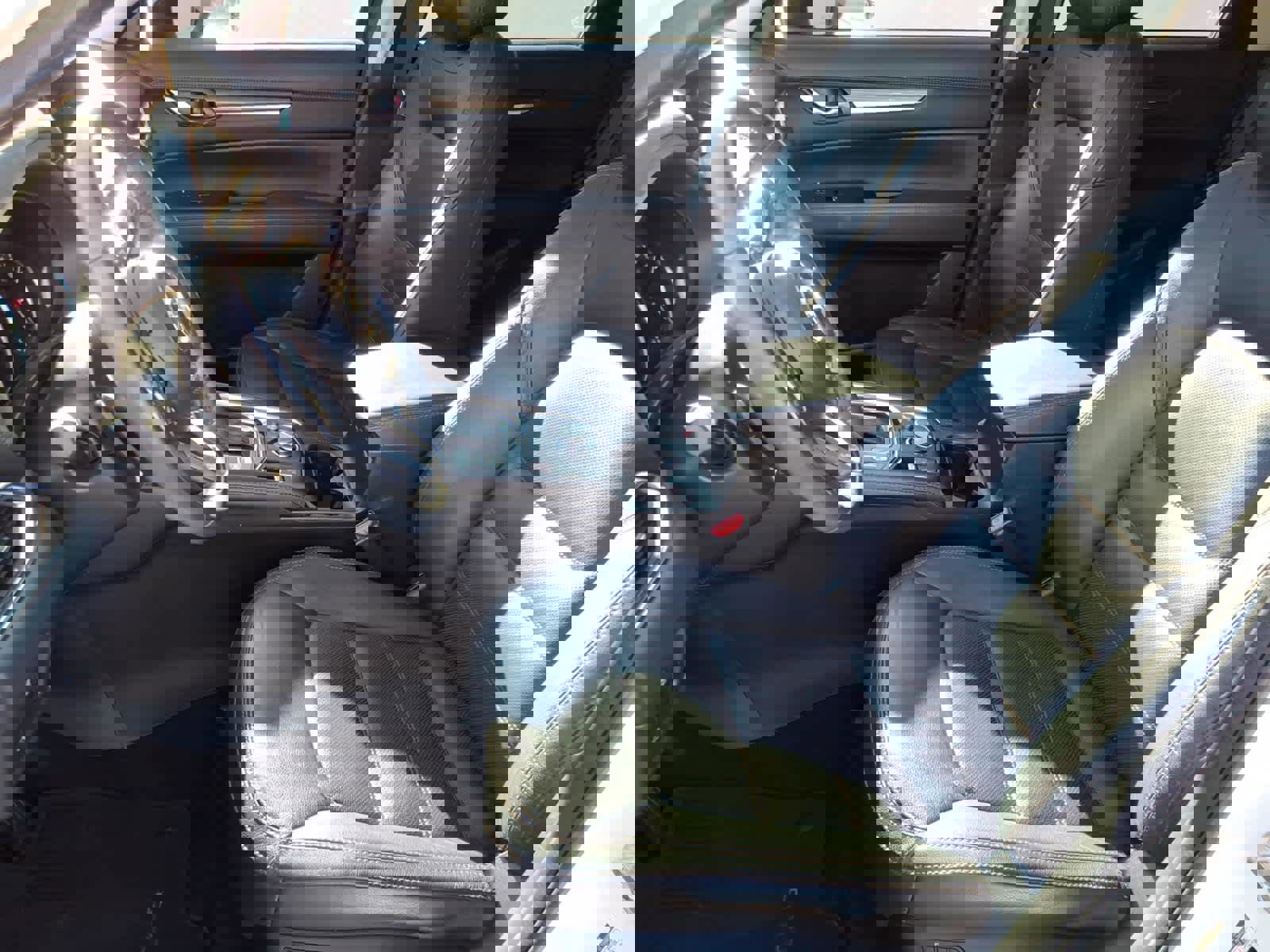 Used 2022 MAZDA CX-5 AWD 2.5 S w/ Premium Plus Pkg image 2