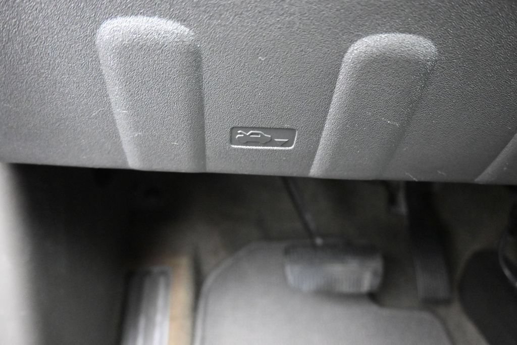 Used 2010 Nissan Xterra X AWD/4WD image 18