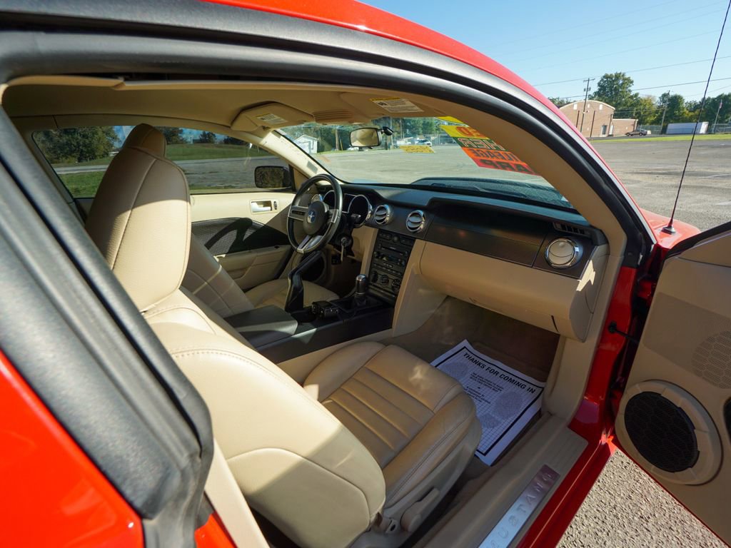 Used 2006 Ford Mustang GT Premium image 23