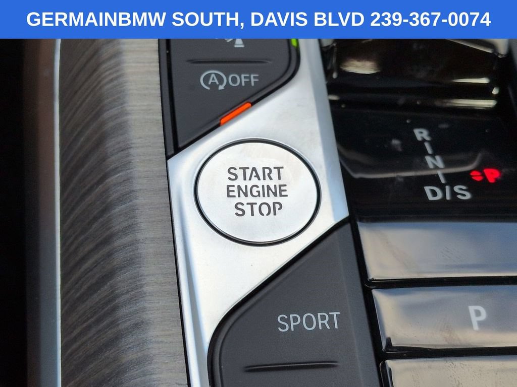 Used 2025 BMW 330i Sedan w/ Convenience Package RWD image 31