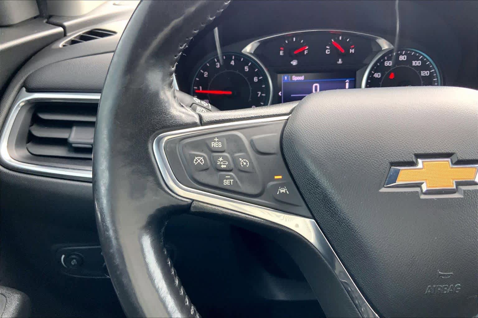 Used 2020 Chevrolet Equinox LT FWD image 23
