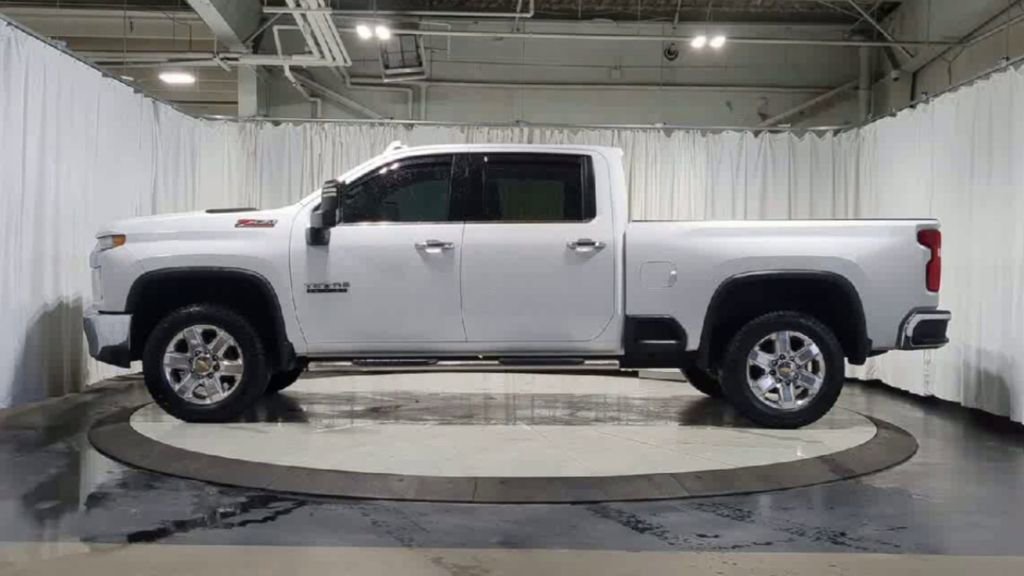 Used 2022 Chevrolet Silverado 2500 LTZ w/ LTZ Texas Edition AWD/4WD image 6