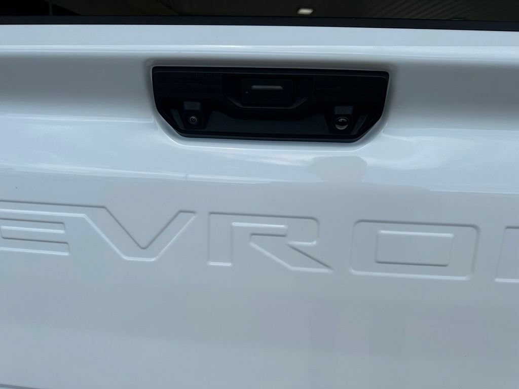 Used 2025 Chevrolet Silverado 2500 LTZ w/ LTZ Convenience Package AWD/4WD image 33