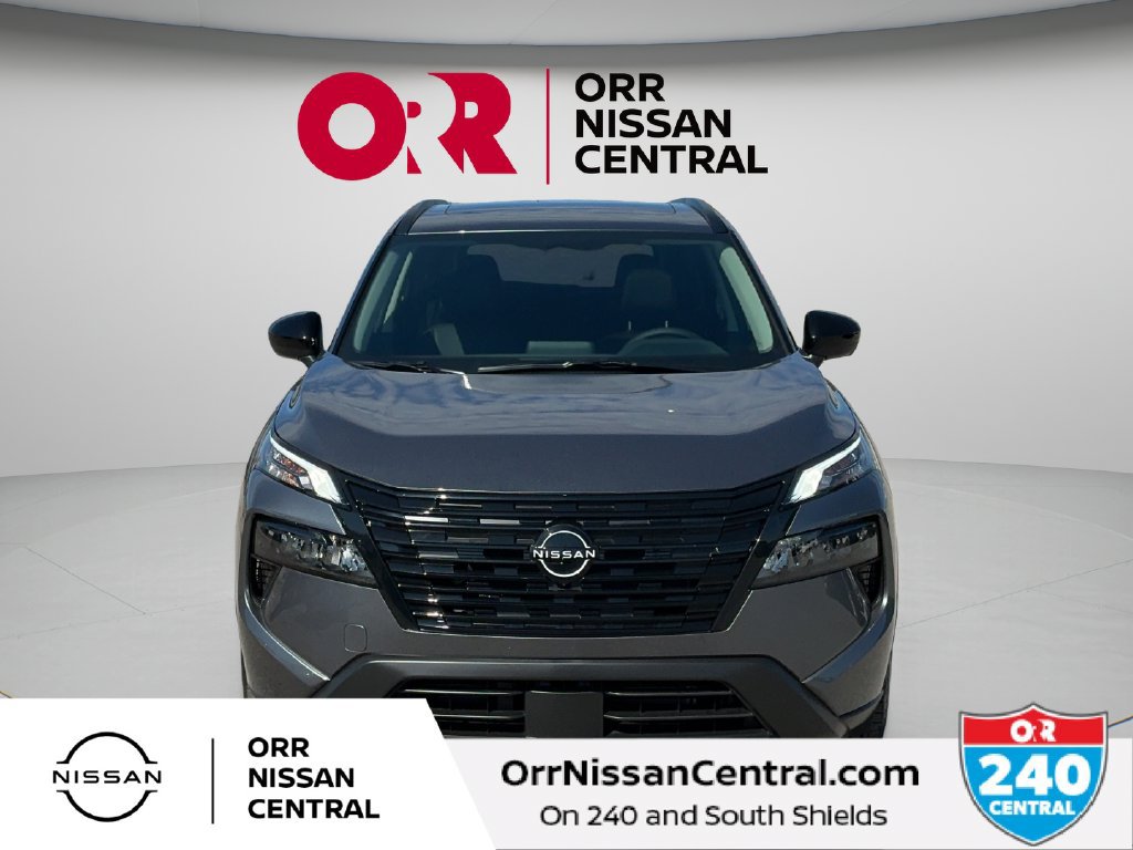 New 2027 Nissan Rogue Dark Armor FWD image 2