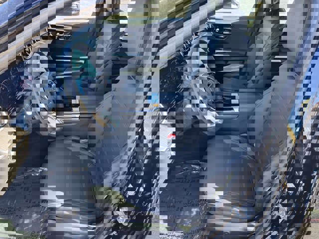 Used 2025 Mercedes-Benz C 300 Sedan image 16