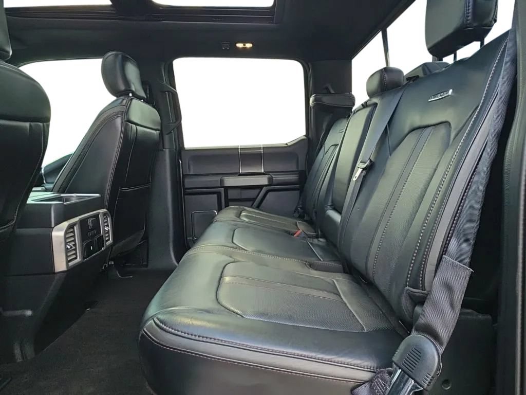 Used 2019 Ford F150 Platinum w/ Equipment Group 701A Luxury AWD/4WD image 16
