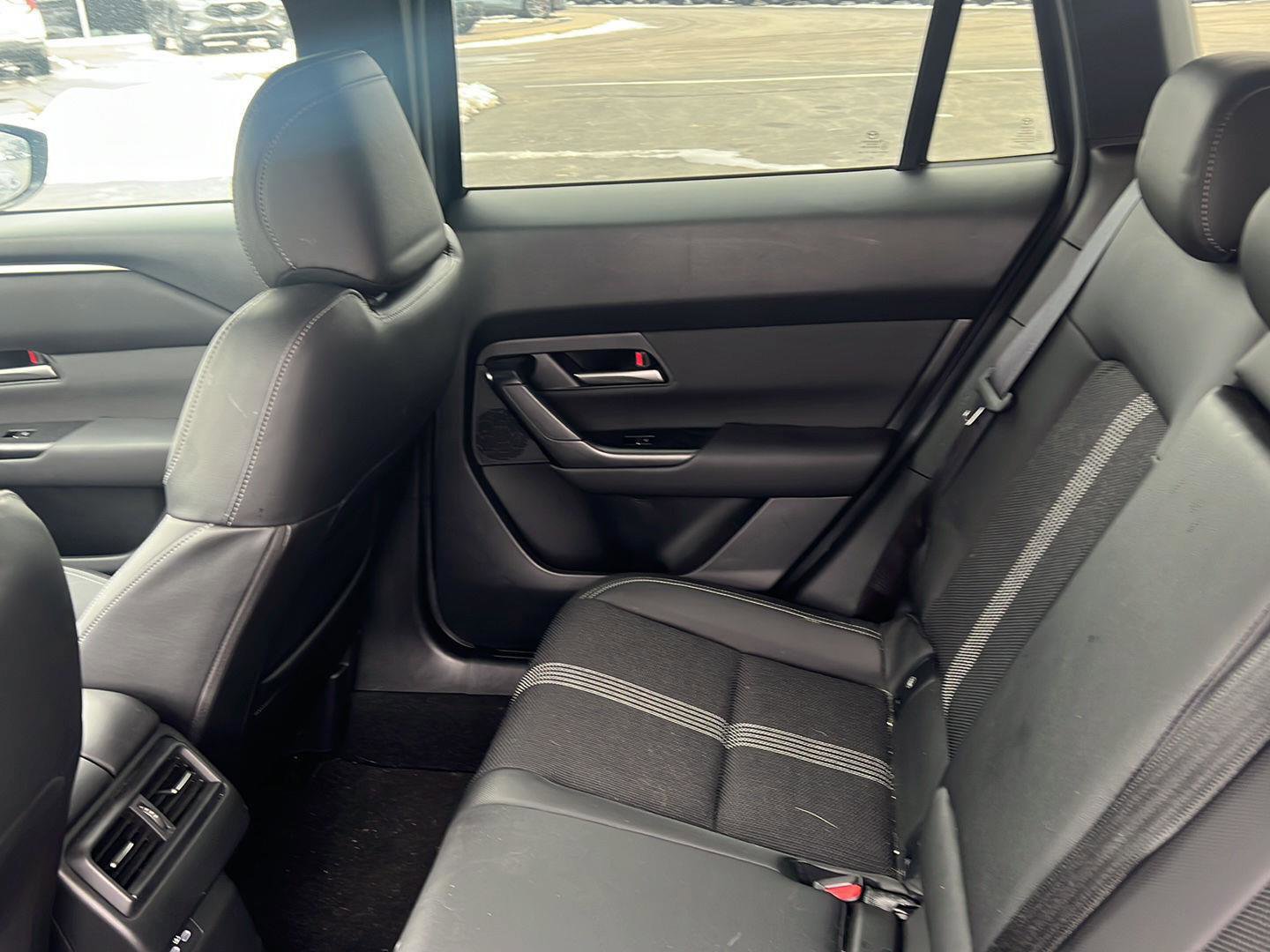 Used 2025 MAZDA CX-50 AWD 2.5 S w/ Cargo Package image 16