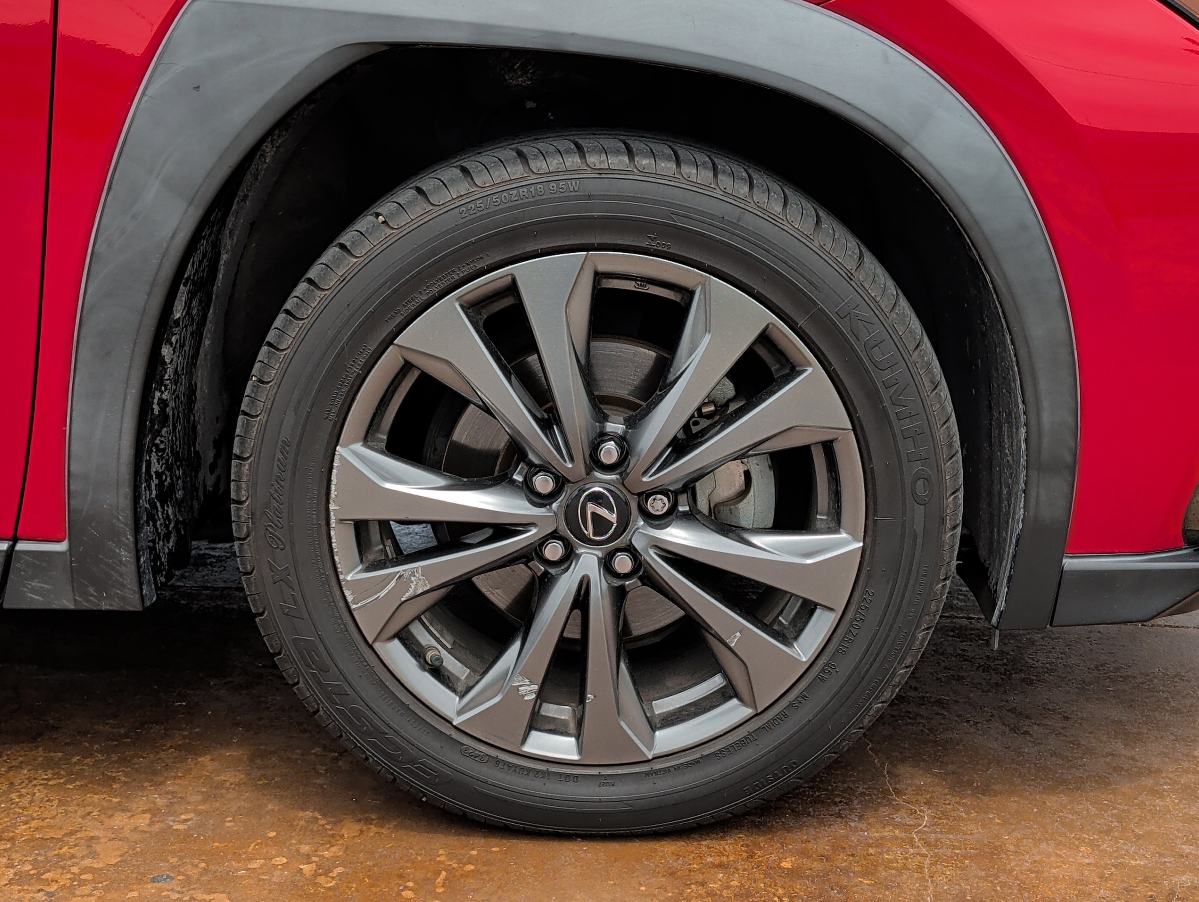 Used 2019 Lexus UX 200 F Sport w/ F Sport Premium Package FWD image 7