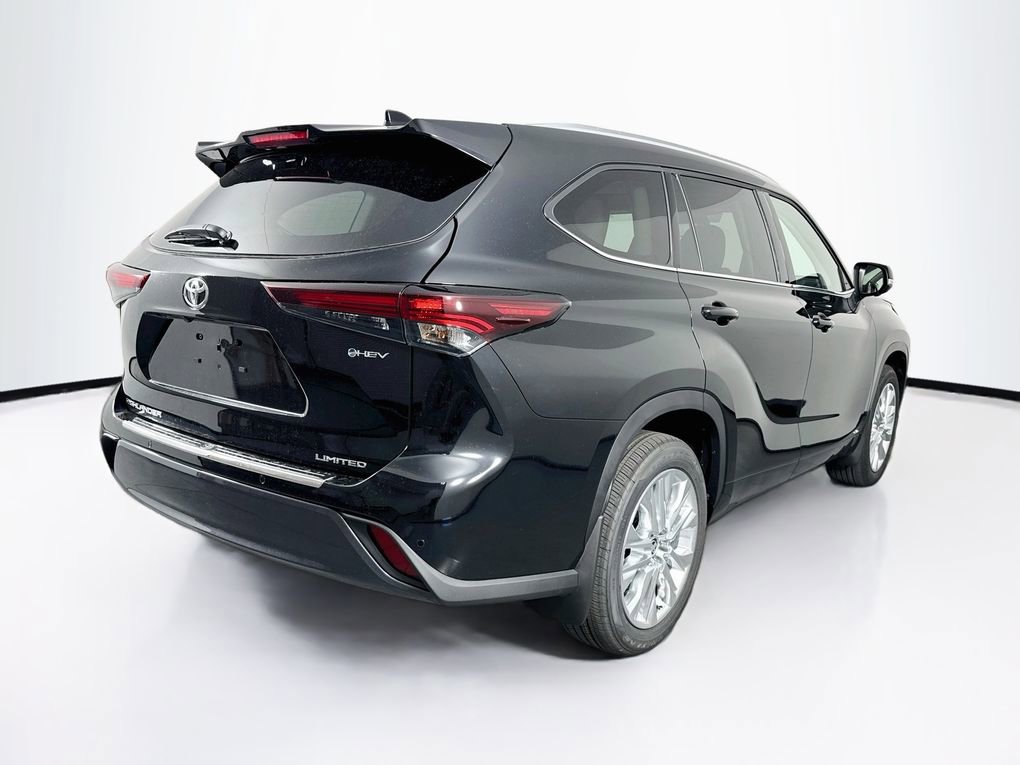 New 2026 Toyota Highlander Limited AWD/4WD image 9