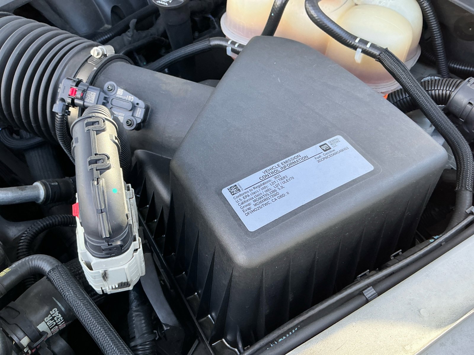 Used 2021 Chevrolet Silverado 1500 LT image 24